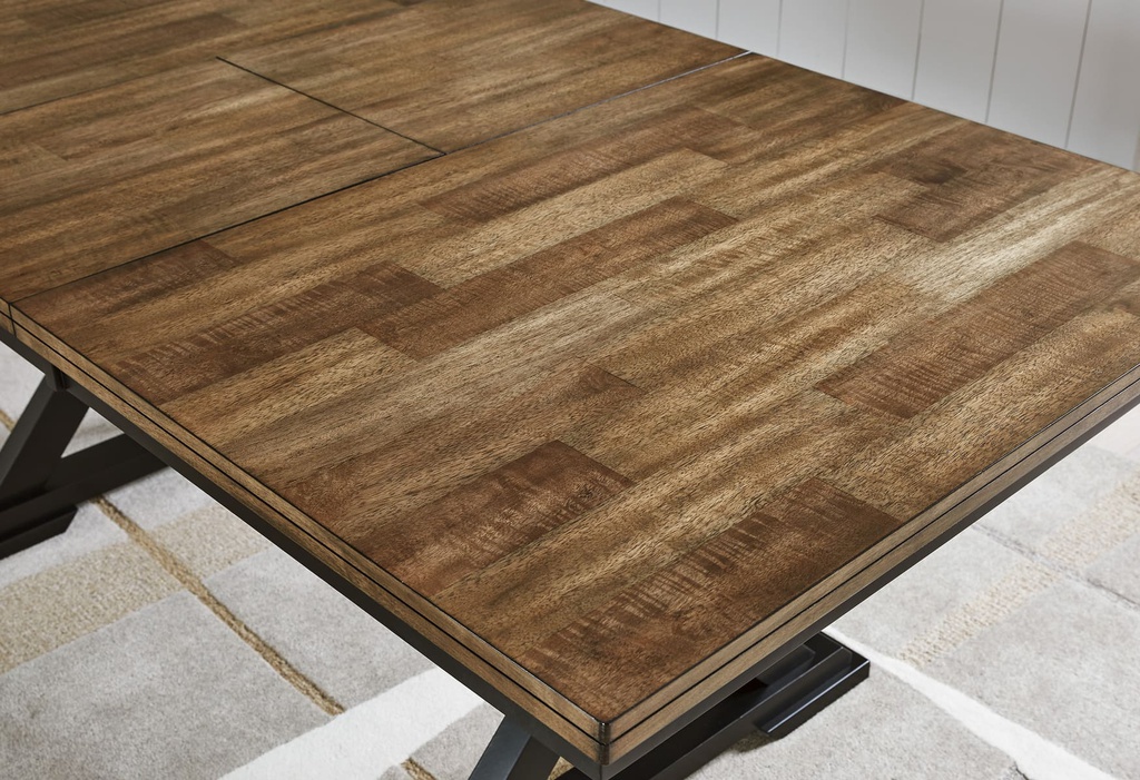 Ashley Wildenauer - Rectangular Dining Room Ext Table - Black/Brown